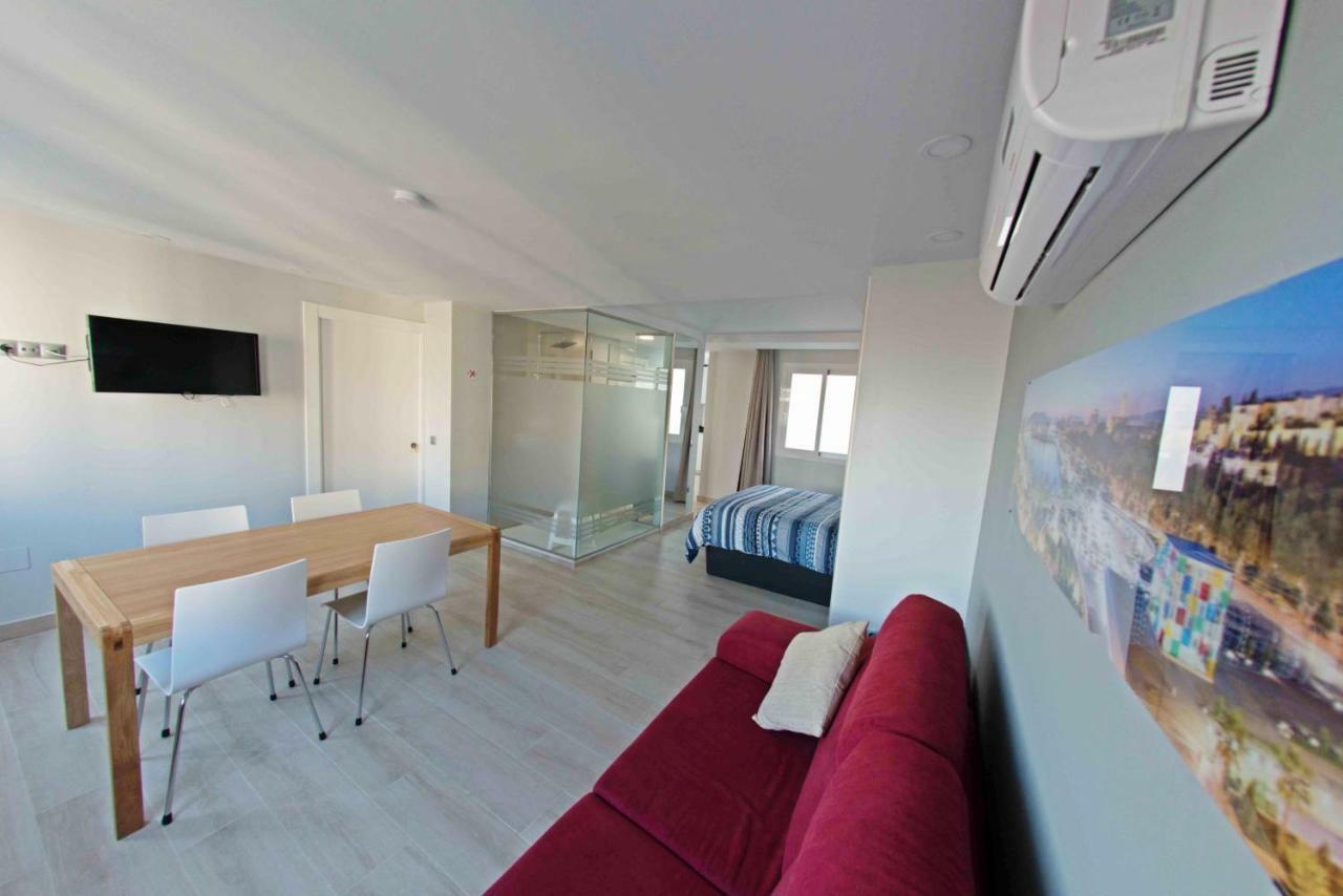 Luxury And Cozy Apartment Малага Екстериор снимка